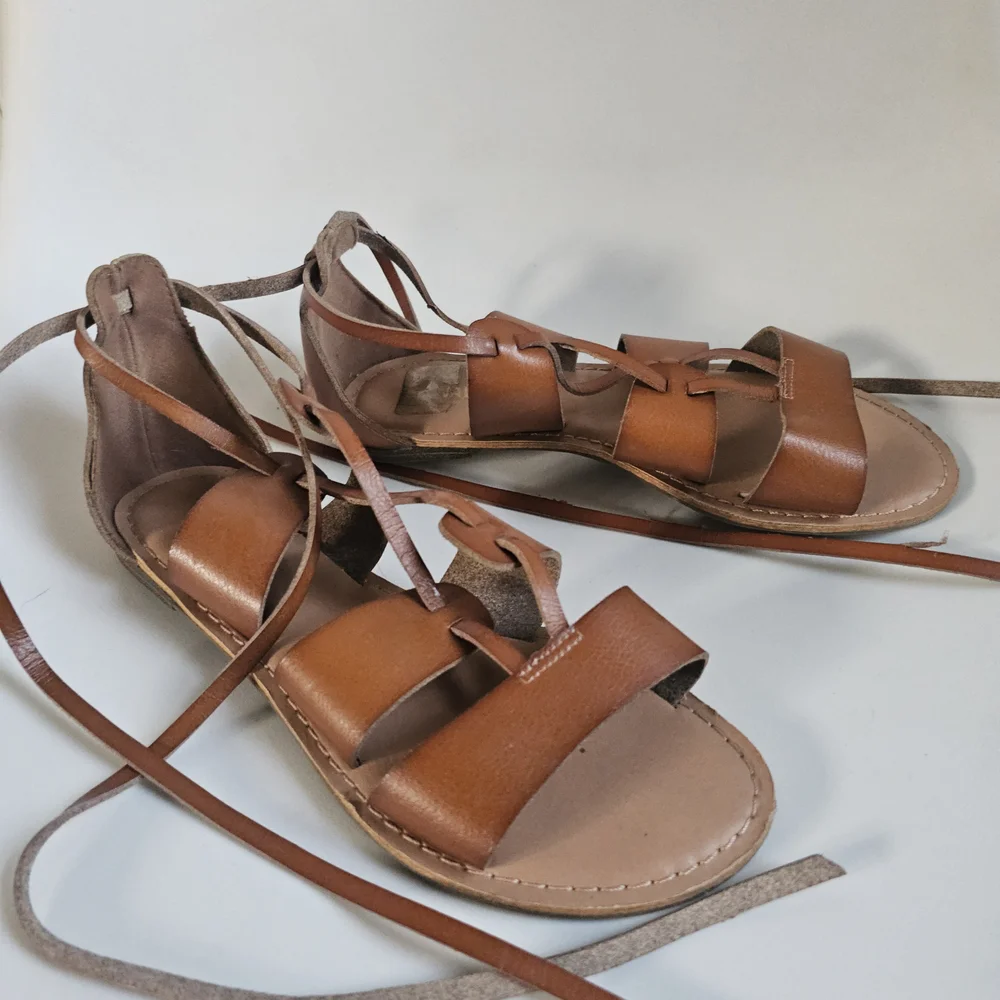 ☆ OLD NAVY Cognac Gladiator Sandals
